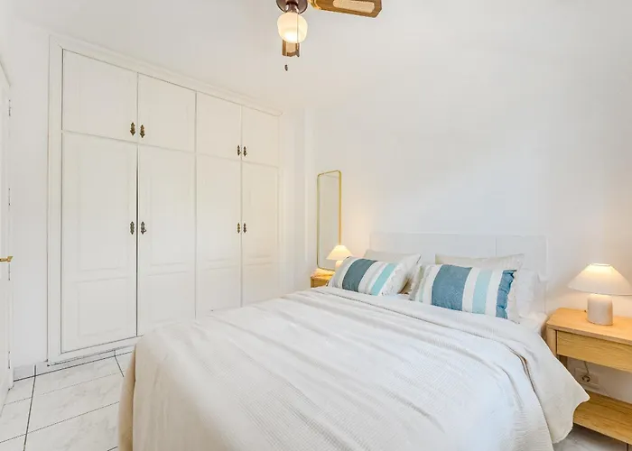 2 Bdr In The Heart Of Gigantes